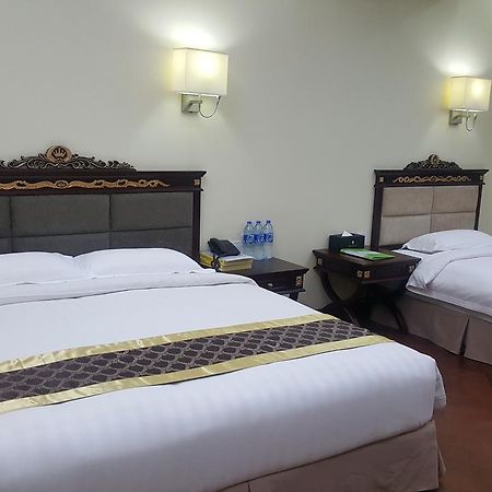 Sky Man Hotel Gyogon Buitenkant foto
