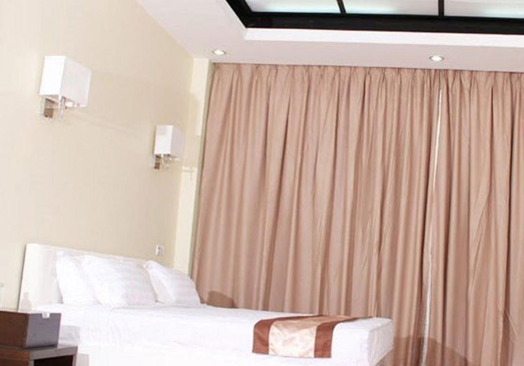 Sky Man Hotel Gyogon Kamer foto