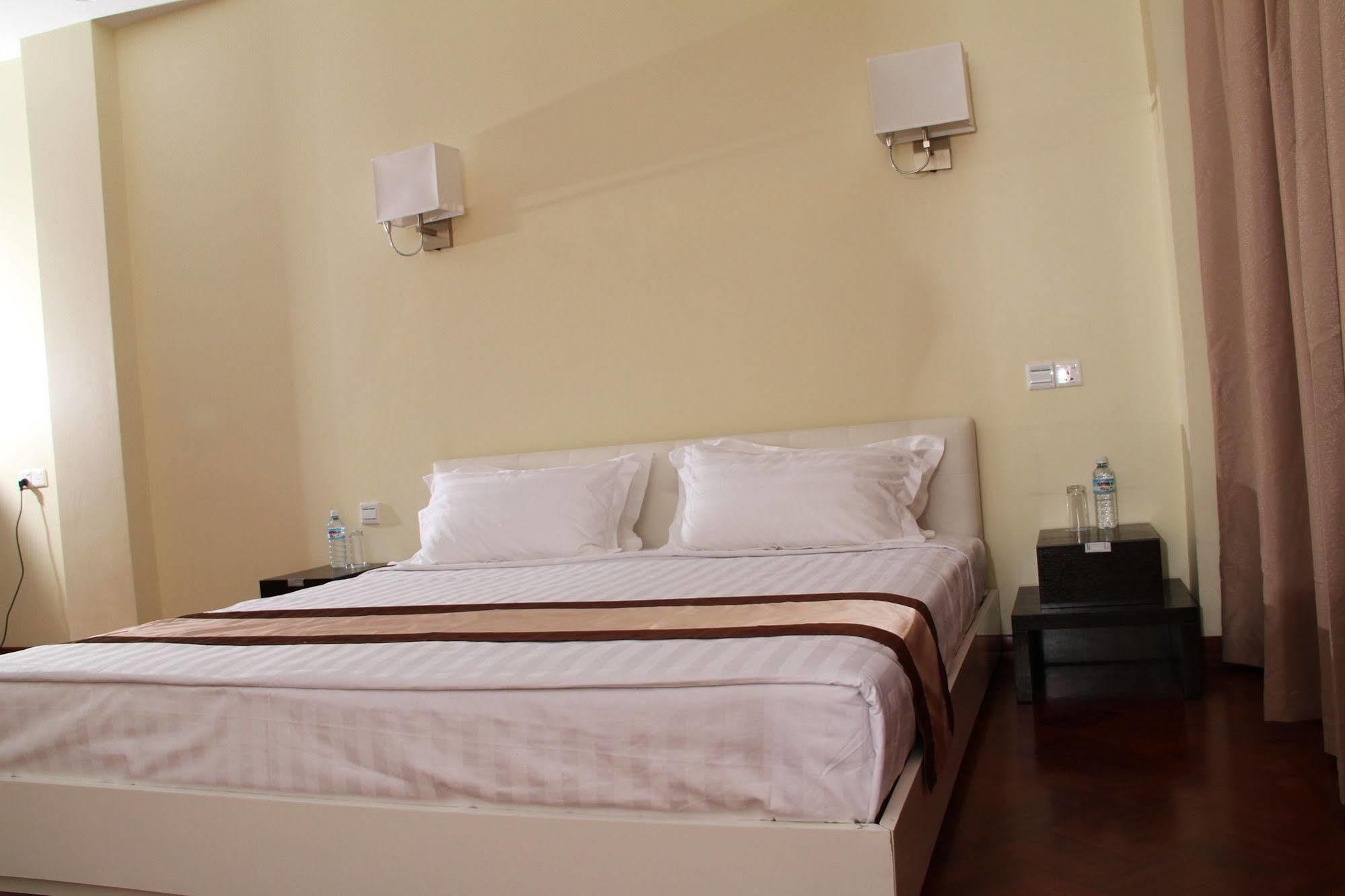 Sky Man Hotel Gyogon Buitenkant foto