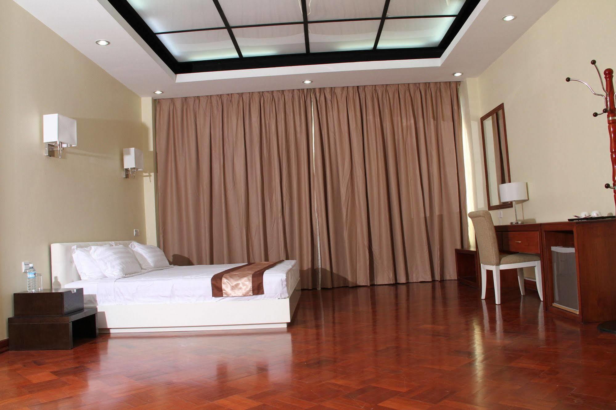 Sky Man Hotel Gyogon Buitenkant foto